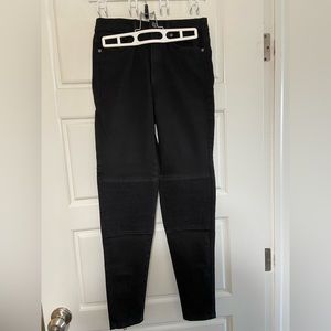 DYNAMITE BLACK SKINNY JEANS SIZE 26